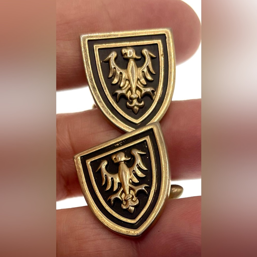 Vintage Signed Swank Gold Tone and Black Enamel Shield Eagle Cufflinks